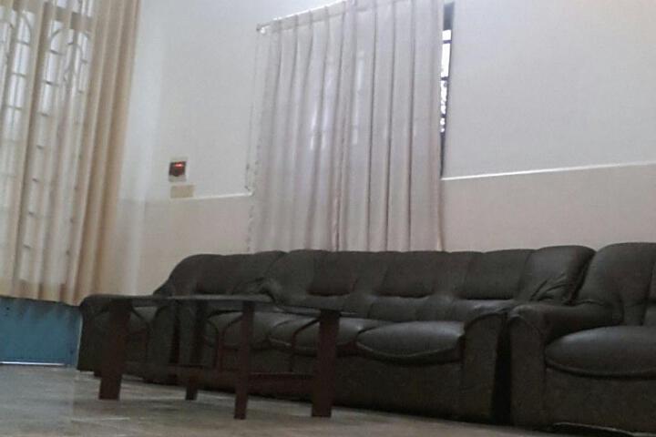 Room 4 of 5