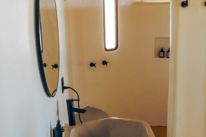 Room 43 of 74