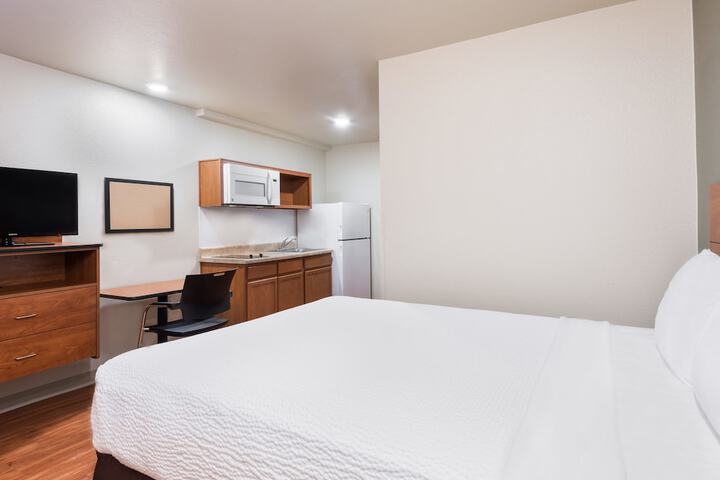 Room 9 of 27