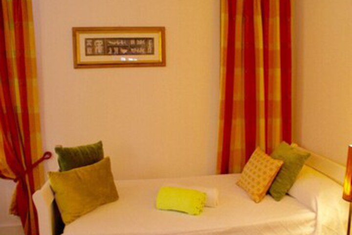 Room 265 of 274