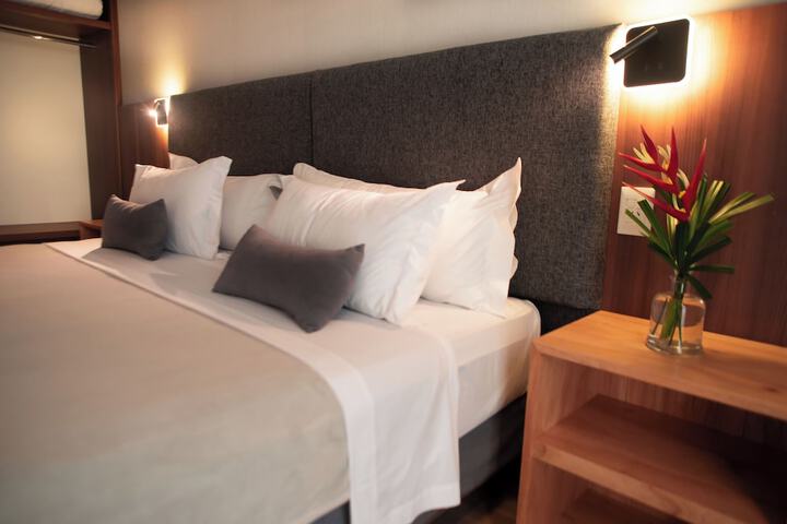 Room 25 of 105