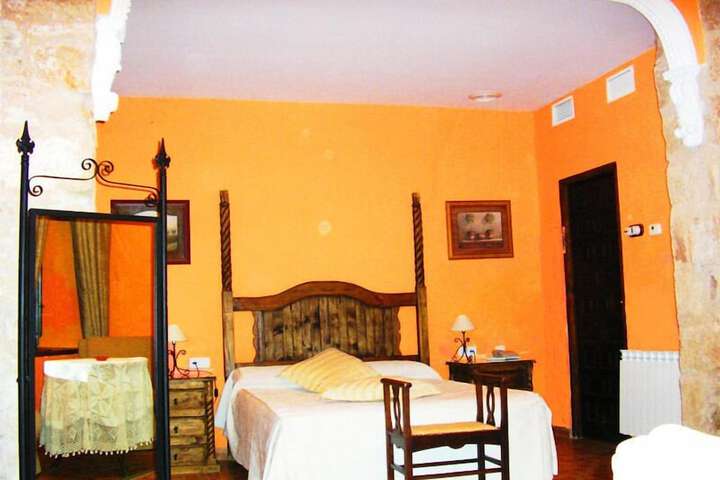 Room 15 of 61