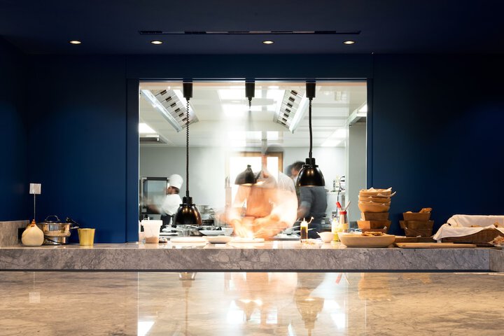 Dining 67 of 77