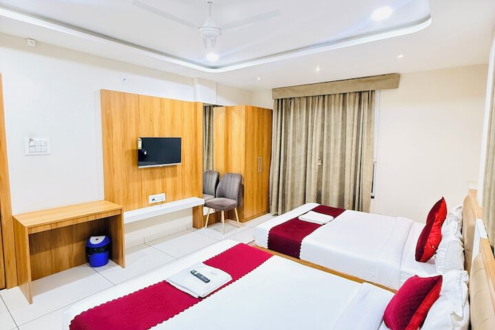 Room 30 of 43
