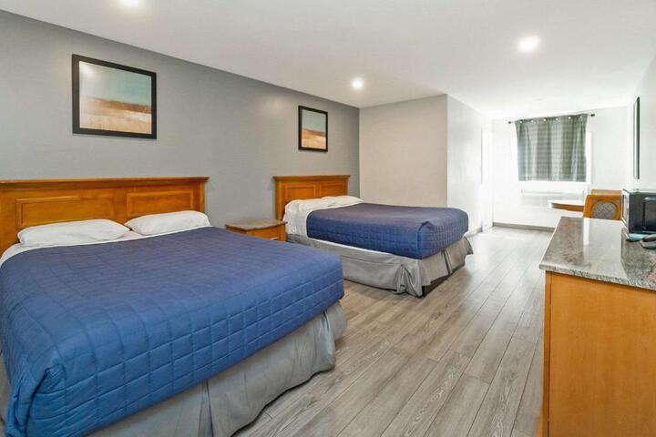 1 Double Bed (10 of 11)