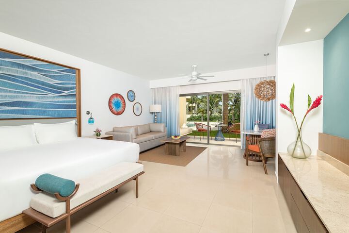 Room 5 of 99