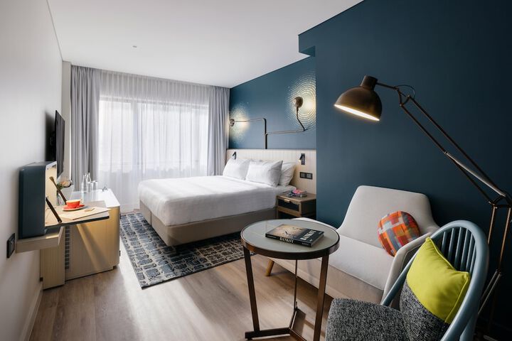 Room 25 of 108