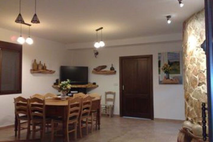 Room 17 of 23
