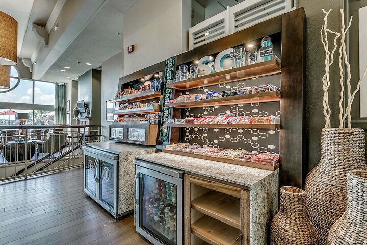 Snack bar