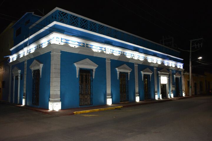 Exterior of Hotel Victoria