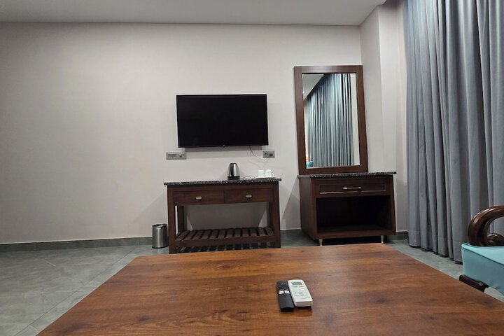 Room 22 of 38