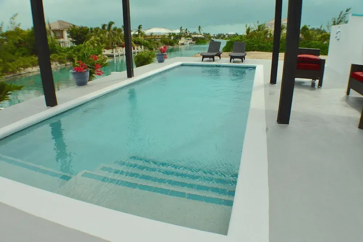 Pool 6 of 13