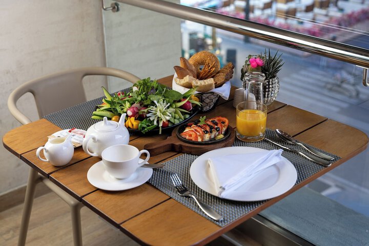 Breakfast/Coffee Service 55 of 59
