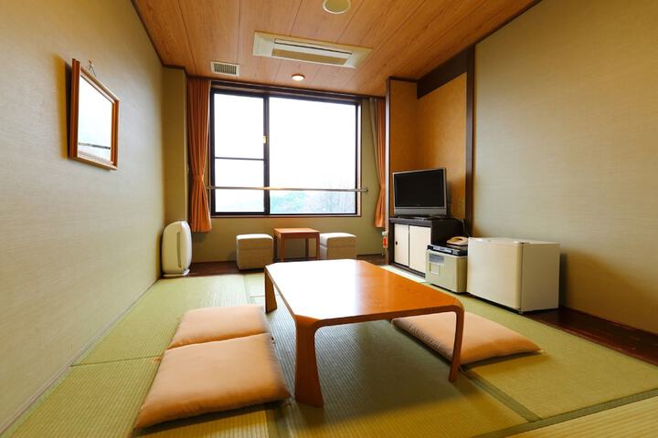 Room 5 of 36
