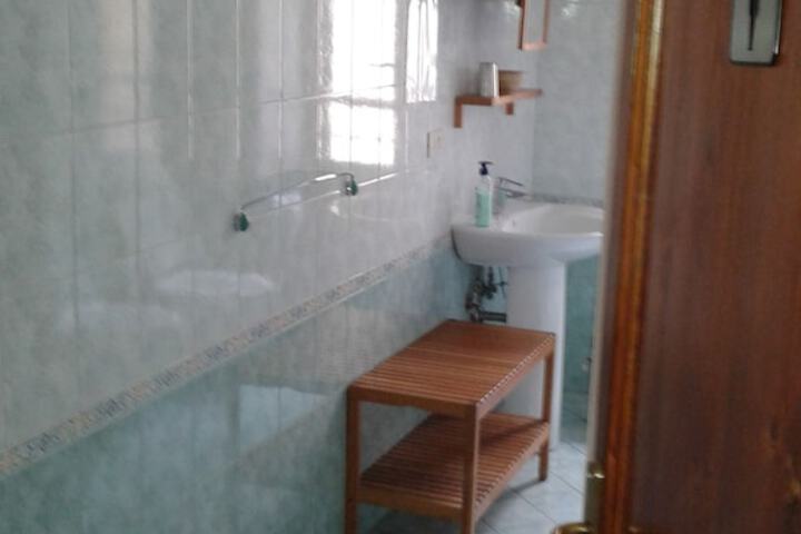 Room 17 of 19