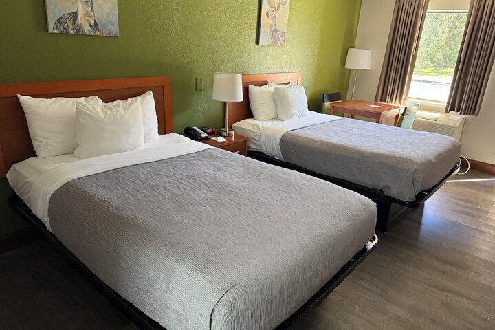 Room 27 of 54