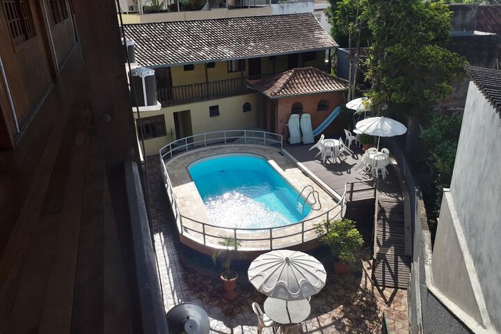 Pool 33 of 44