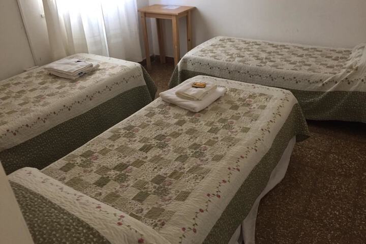 Room 8 of 9