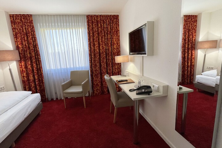 Room 56 of 89