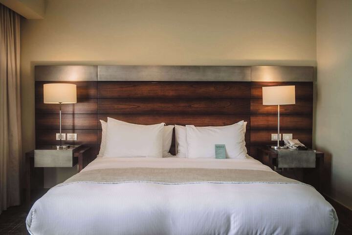 Room 10 of 52