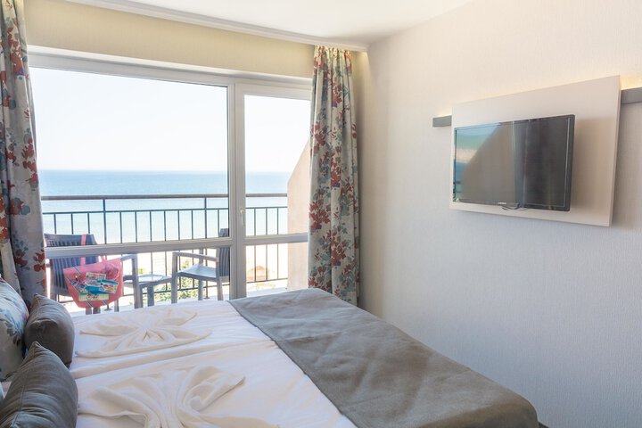 Room 10 of 95