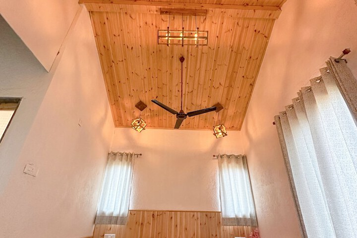 Room 3 of 41