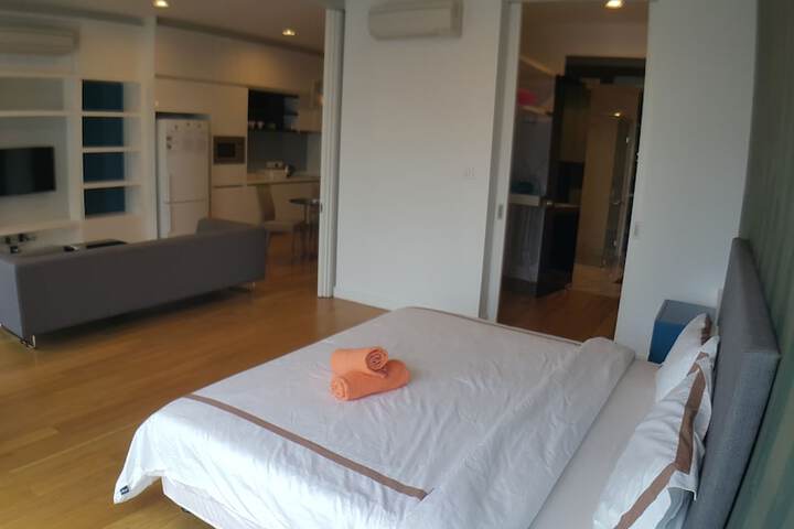 Room 38 of 49
