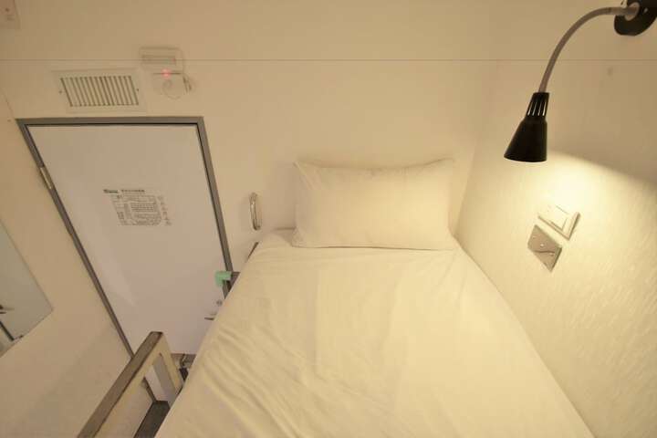 Room 18 of 47