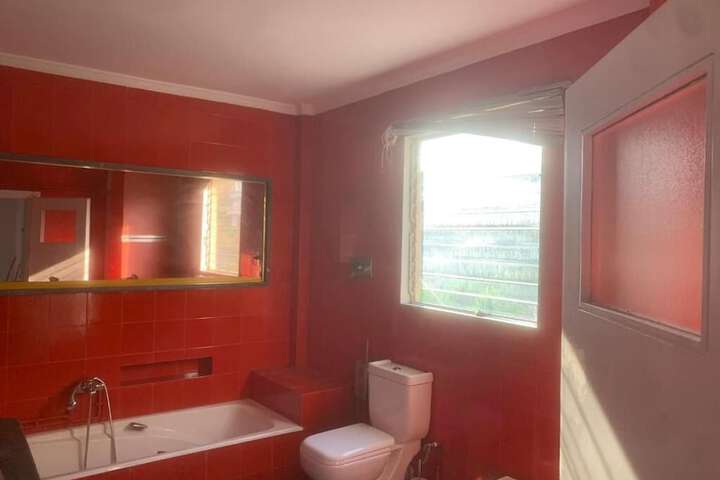 Room 29 of 76