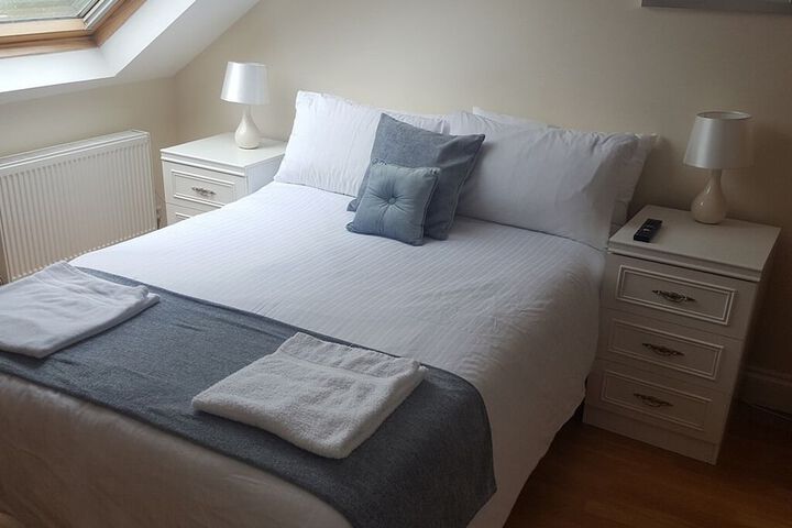 Room 4 of 41