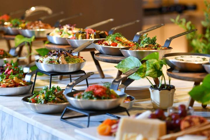 Dining 60 of 90