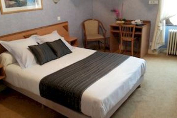 Room 15 of 24