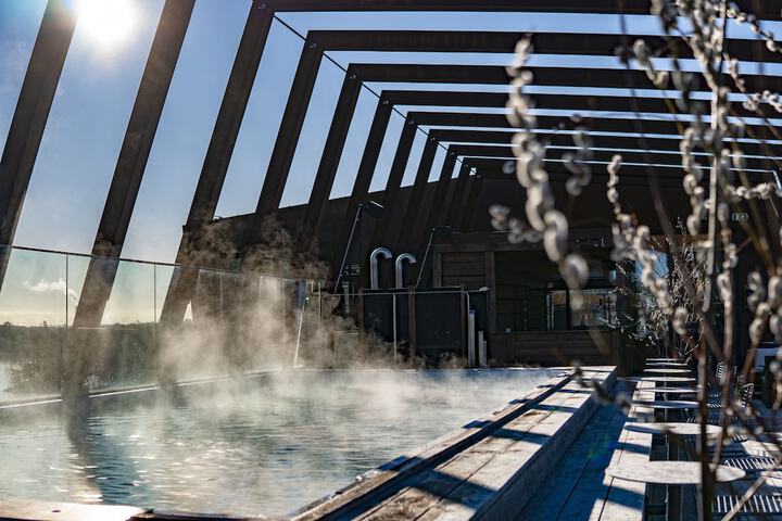 Pool 39 of 108