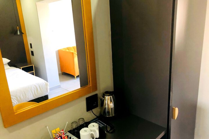 Room 107 of 241