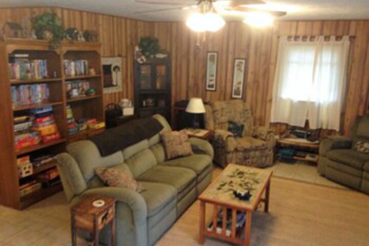 Room 16 of 33