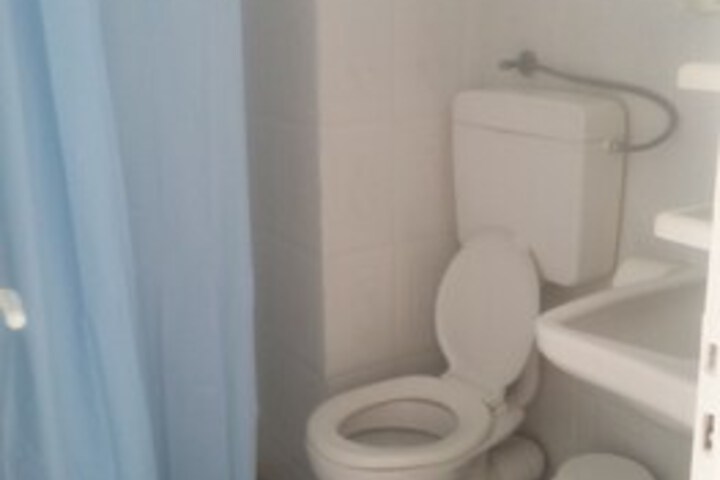 Room 10 of 73