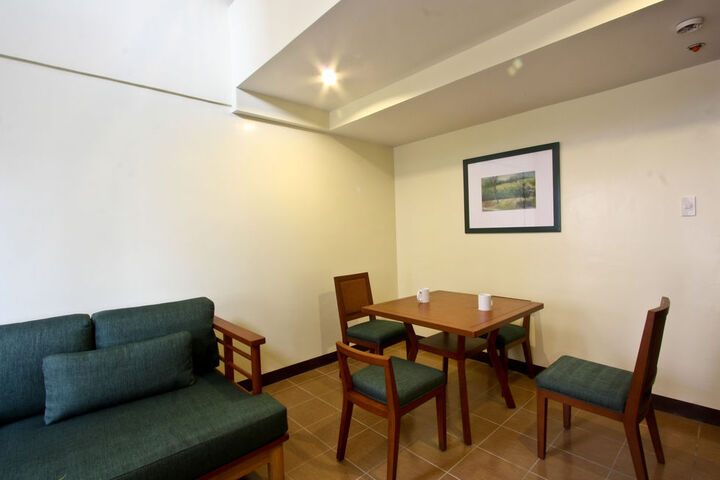 Room 26 of 169