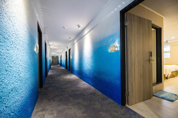 Ballroom/Hall 38 of 39