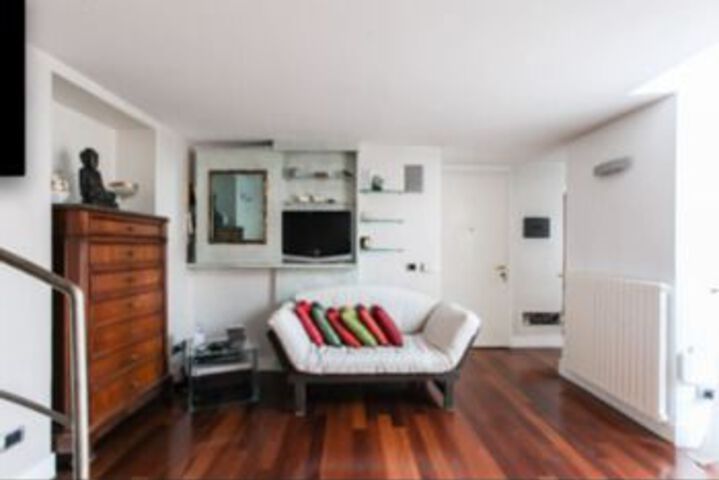 Room 15 of 16