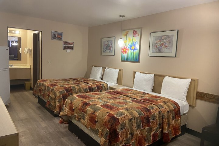 Room 25 of 133