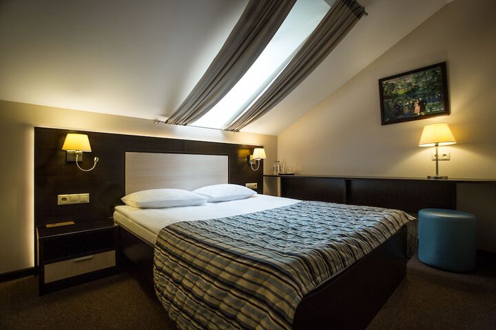 Room 14 of 45