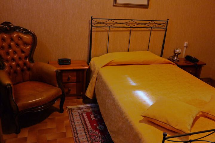 Room 19 of 22