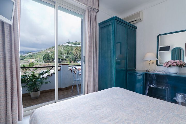 Room 20 of 61