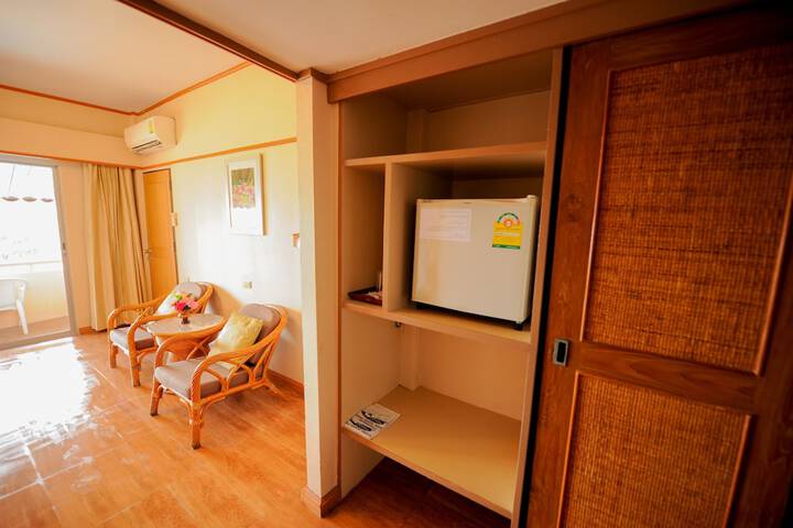 Room 11 of 64