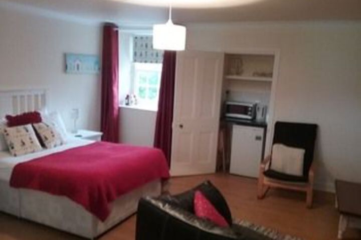 Room 9 of 31