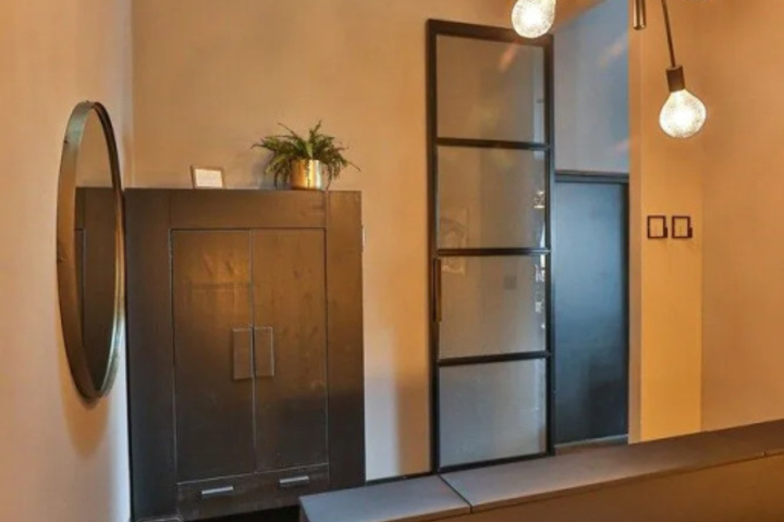 Room 5 of 15