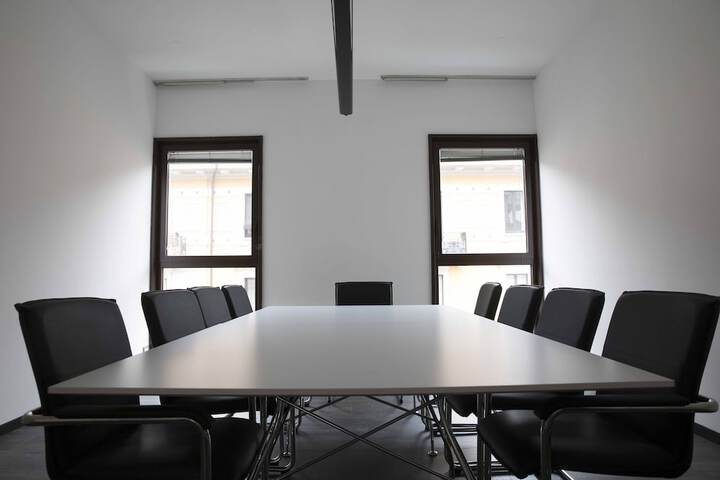 Business Center 22 of 23