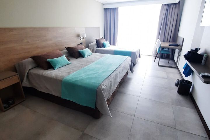 Room 14 of 51
