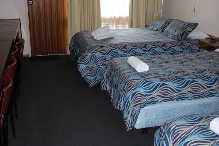 Room 9 of 39