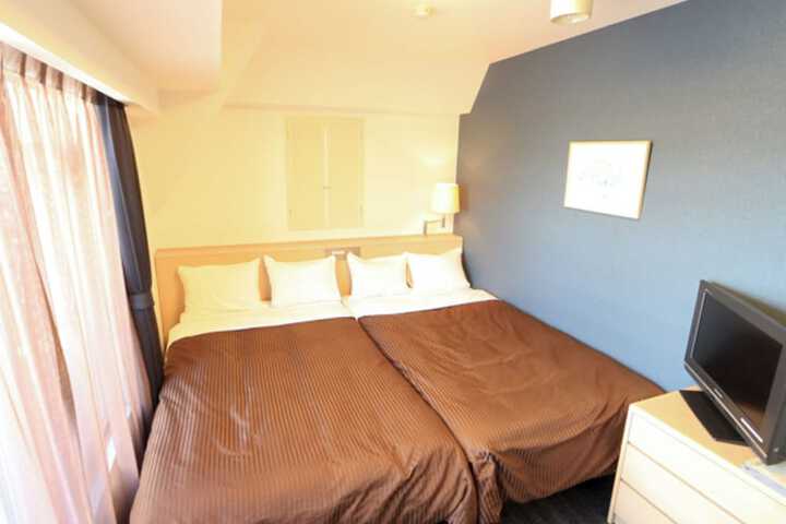 Room 7 of 29